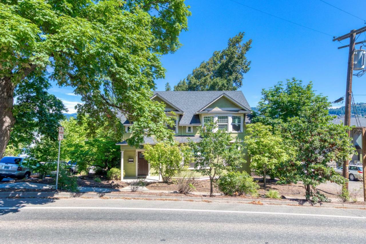 Azusa House Hood River Esterno foto